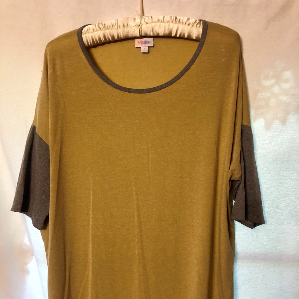 💥2/$26💥LuLaRoe Irma